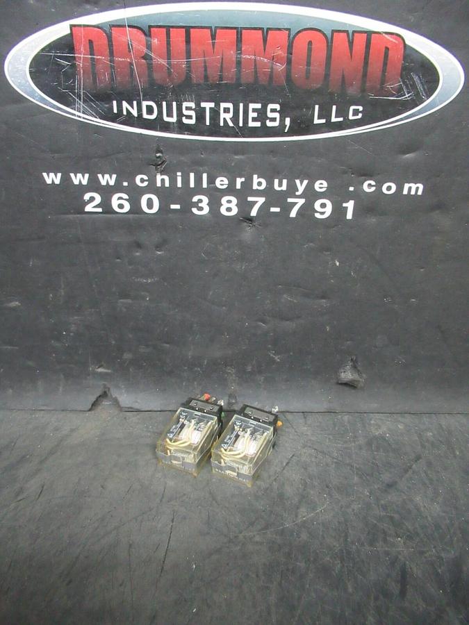 Used LOT OF 2 OMRON RELAYS MY4 200/220 240 VAC / 28 VDC 5 AMP **WARRANTY**
