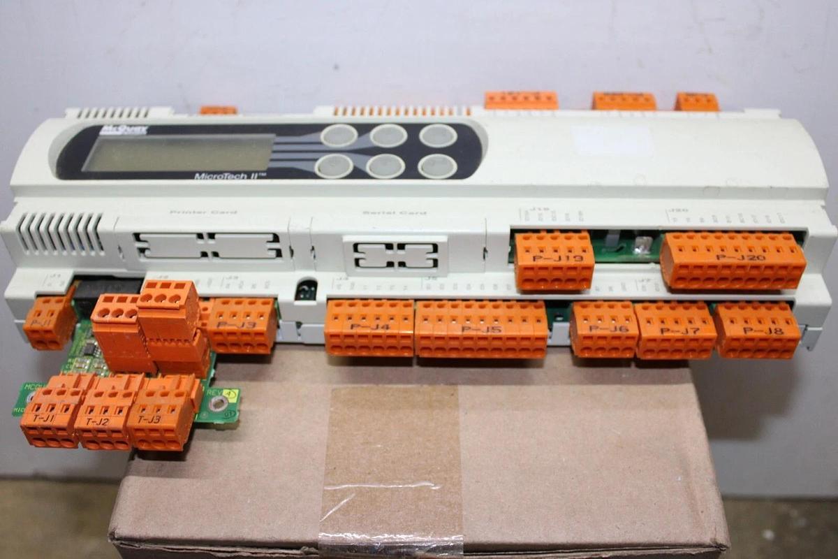 Used MCQUAY CAREL MICROTECH II PLC CHILLER CONTROL MODULE PCO2MQ3BL0 REV. 1.513