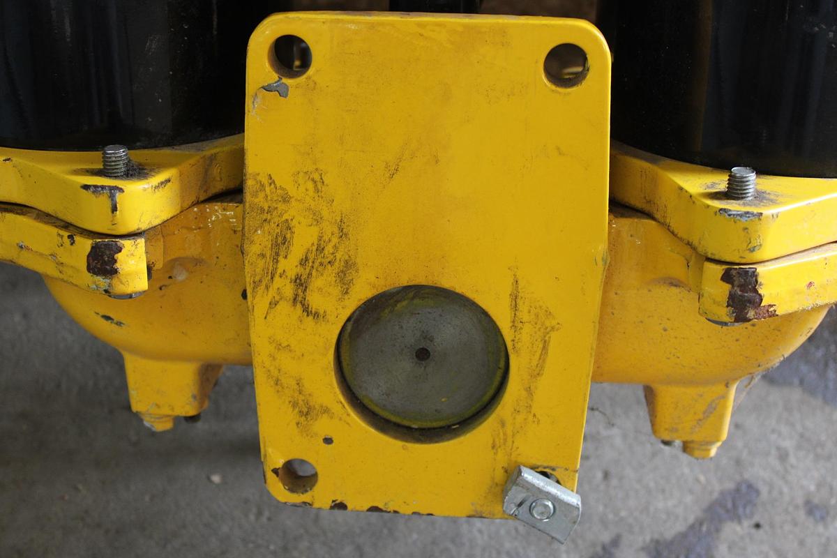 Used SQUARE D MOTOR CONTROL STARTER BUCKET MCC MODEL 4 12" NEMA 2