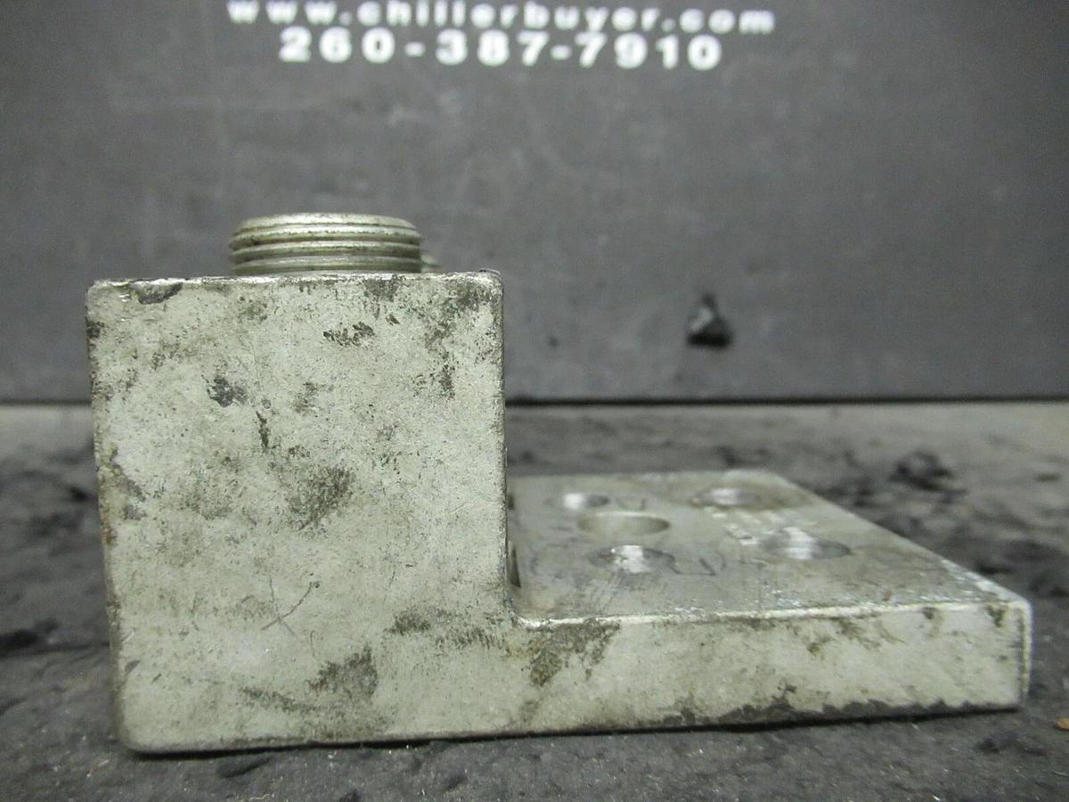 Used (2 QTY) ILSCO D2059 2 DOUBLE BARREL MECHANICAL CONNECTOR LUG TAPS 300 - 800MCM