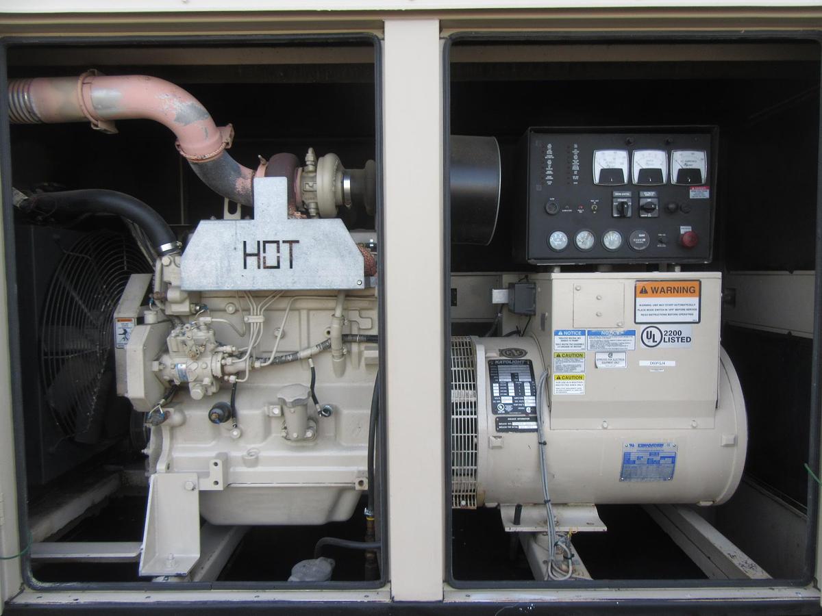 Used 60 KW DIESEL GENERATOR KATOLIGHT 120/240V RE-CONNECTABLE SOUND ENCLOSED 884HRS