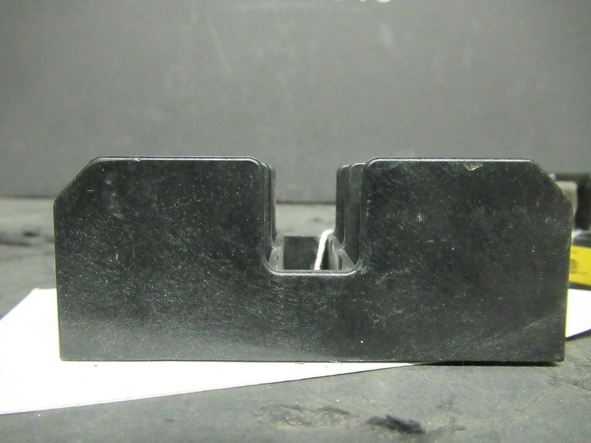 Used LOT OF 2 BUSSMAN FUSE HOLDER BM6032 FOR 30 AMP 600 V FUSES **WARRANTY**