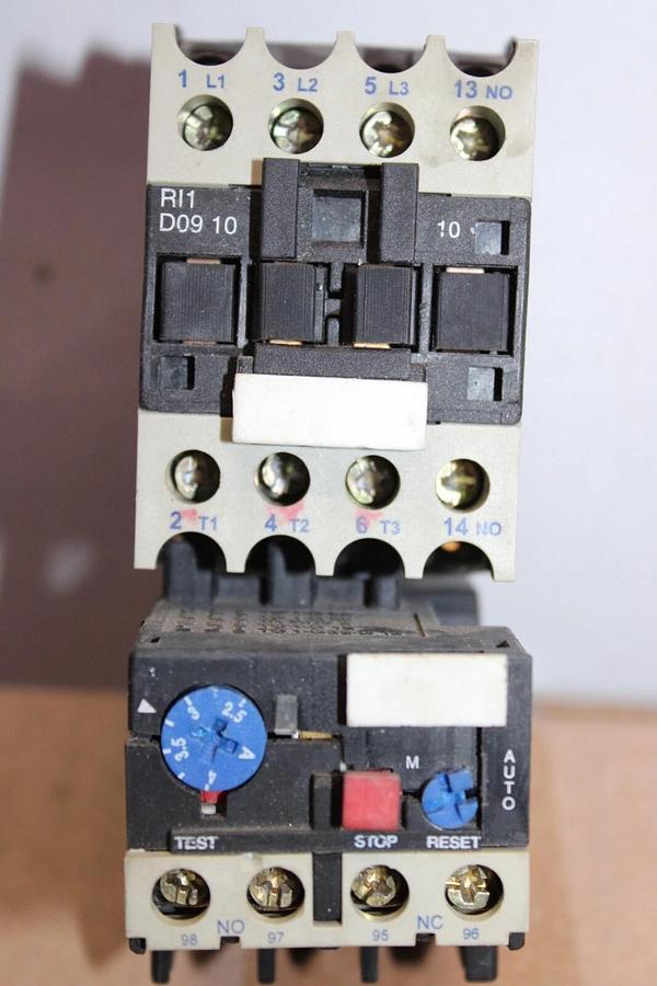 Used RAM STARTER RI1D0910 20 AMP 600 VAC 7.5 HP W/ RI2-D09308 OVERLOAD