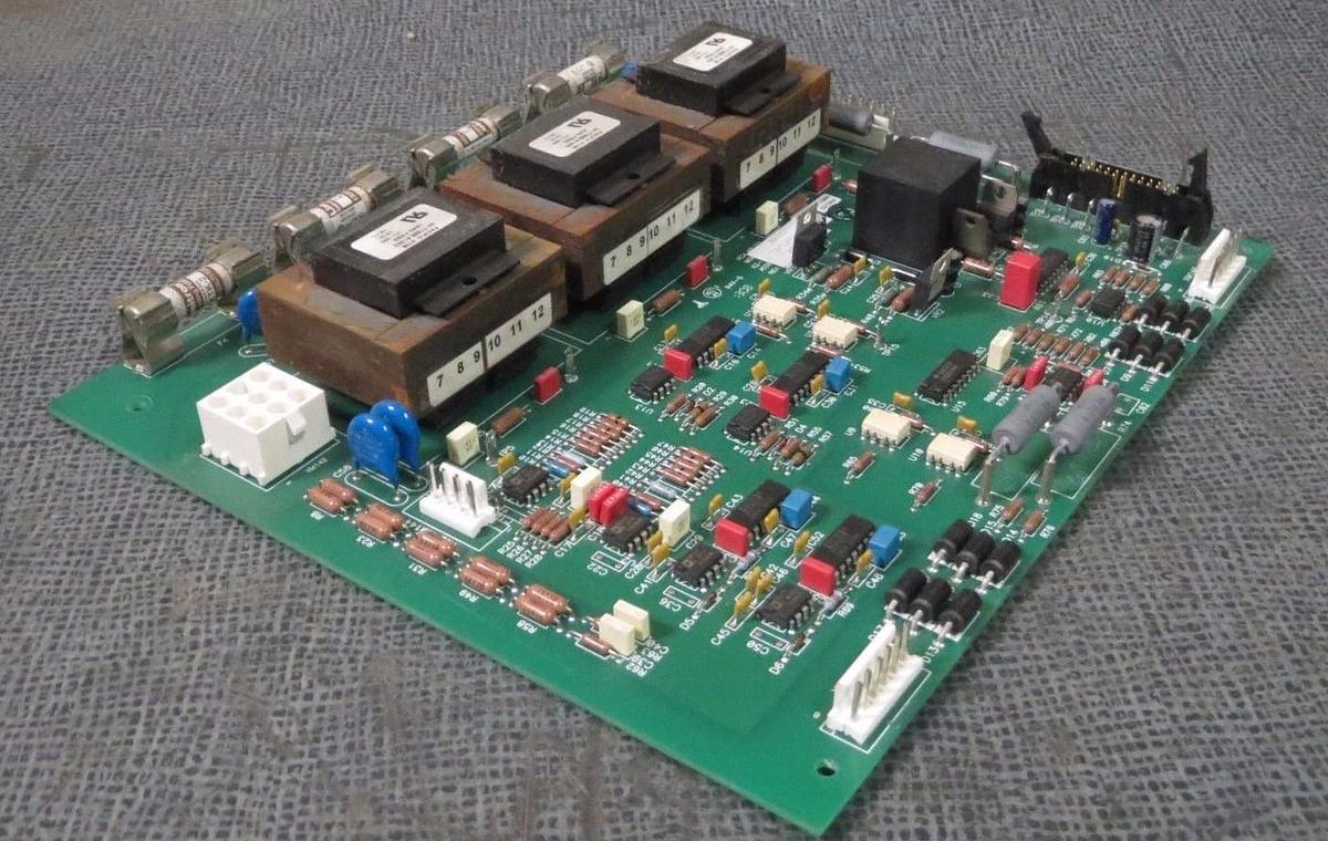 MGE UPS SYSTEMS CIRCUIT BOARD ARUZ2 72-130068-02 REV A00 **WARRANTY INCLUDED**