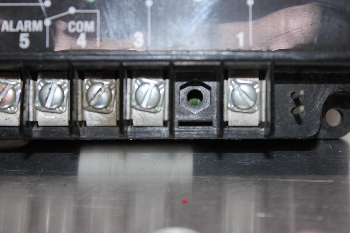 Used BENSHAW NEMA CONTACTOR RSC-50 SIZE 2 70 AMP 600 VOLT 3-POLE