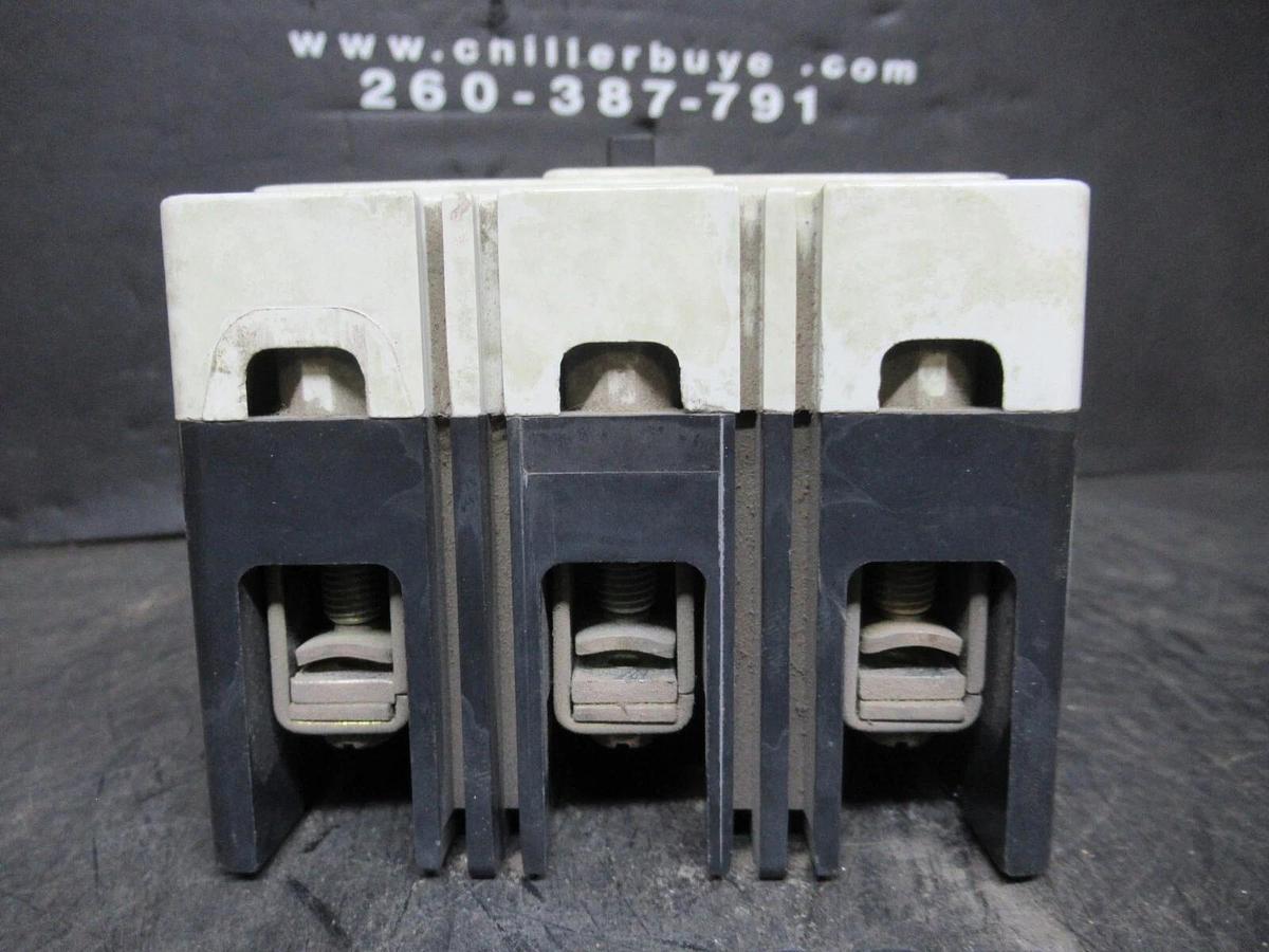 Used CUTLER HAMMER BREAKER HMCP007COC 7 AMP 3-POLE 600 VAC 250 VDC W/ LUGS