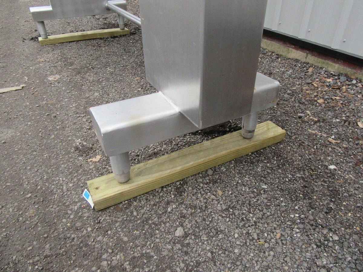 Used 600 SQ FT STAINLESS STEEL 3" IN / OUT APV PLATE AND FRAME HEAT EXCHANGER 23948