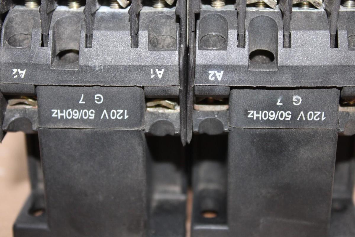 Used RAM CONTROL RELAY RIA2DN40 10 AMP 750 VOLT COIL: 120V **LOT OF 2**
