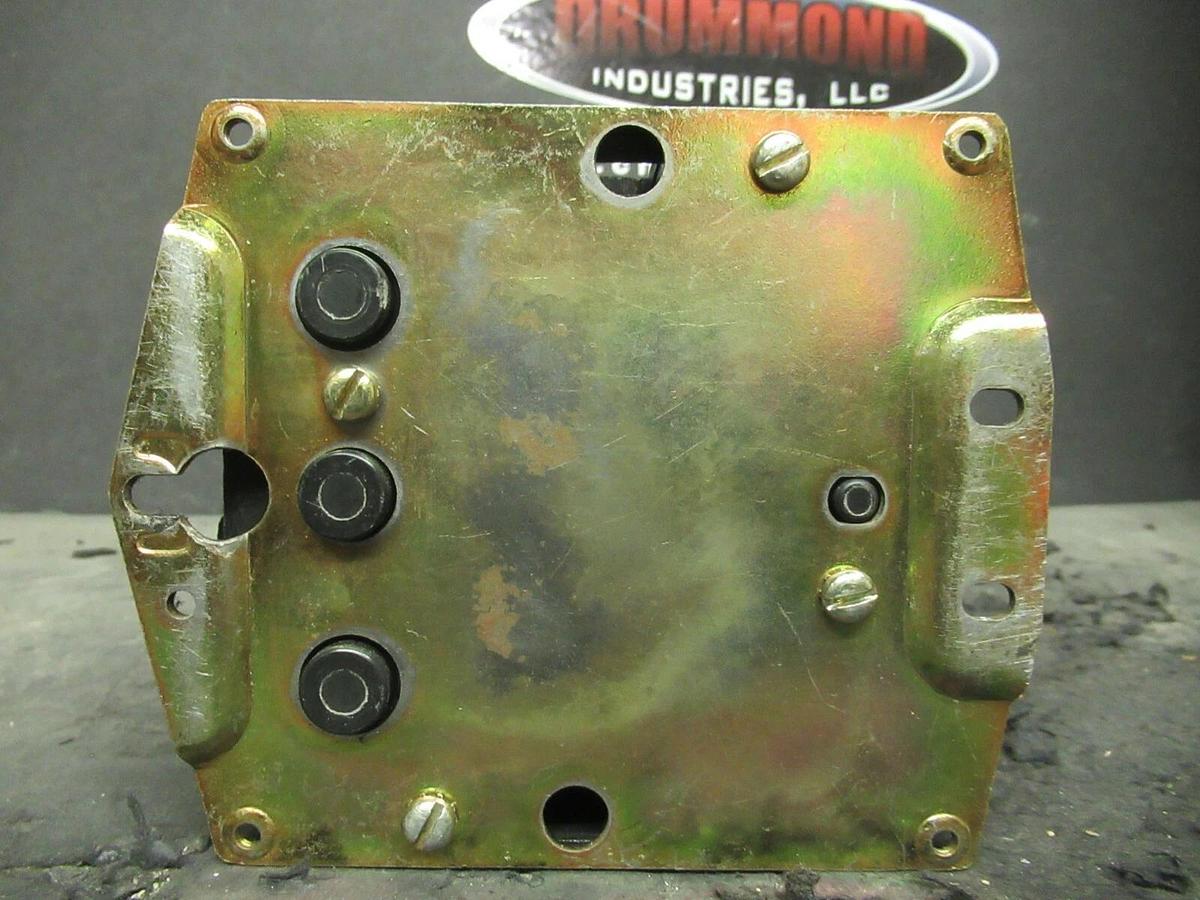 Used 60 AMP SQUARE D 8903 SPG1 LIGHTING CONTACTOR 2 POLE 600 277/480 VAC 208 V COIL