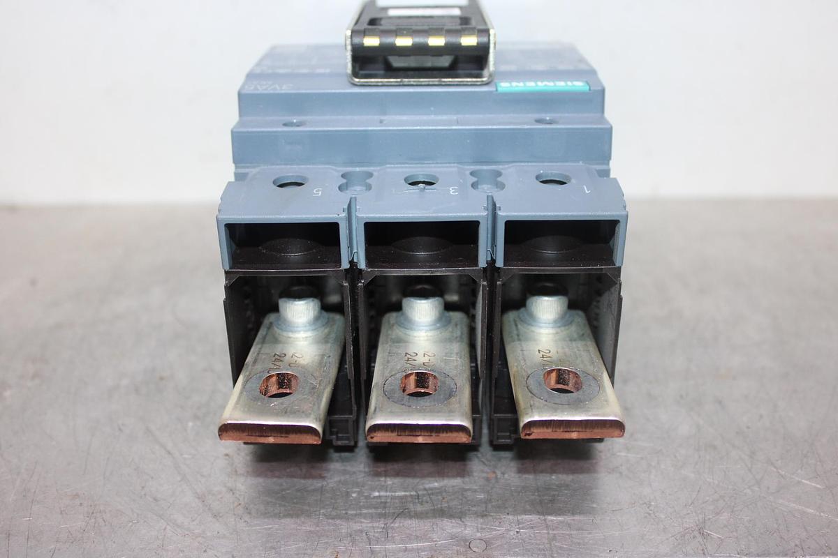 Used SQUARE D I-LINE CIRCUIT BREAKER MH36600 600 AMP 600 VAC 3-POLE