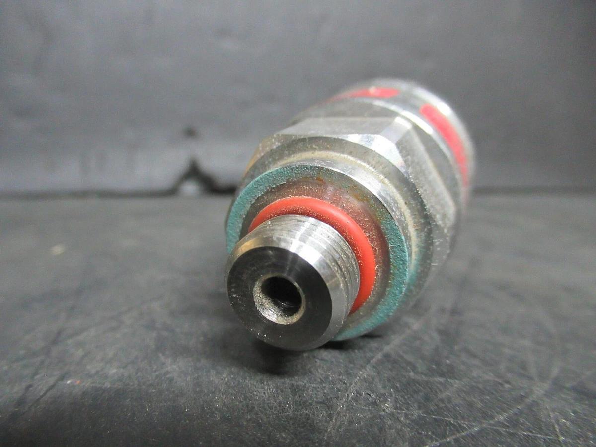 Used YORK DANFOSS PRESSURE TRANSDUCER 025-28678-112 AKS-32R 5 VDC 74 PSIS
