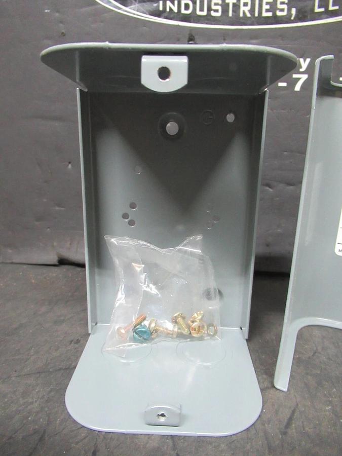 NEW SURPLUS SQUARE D UNIVERSAL ENCLOSURE 9991UE1 NEMA 1 **WARRANTY**