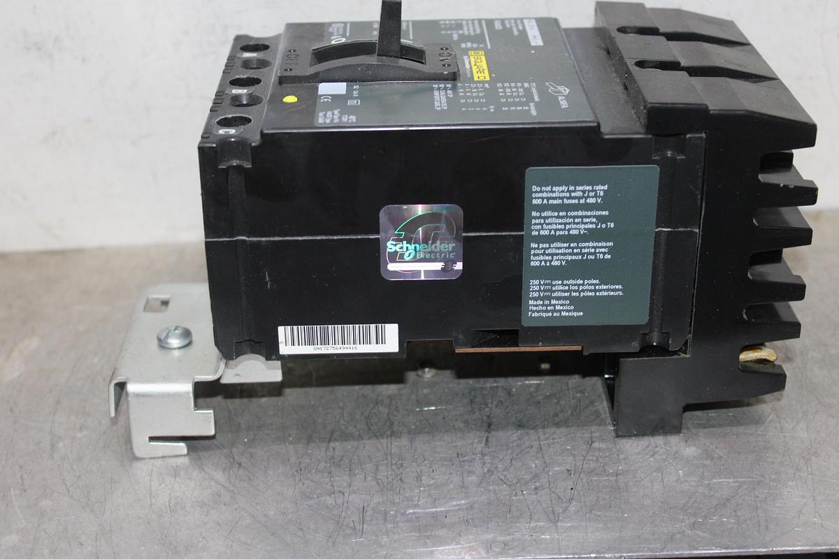 Used SQUARE D I-LINE CIRCUIT BREAKER FA36100 100 AMP 600 VAC 3-POLE