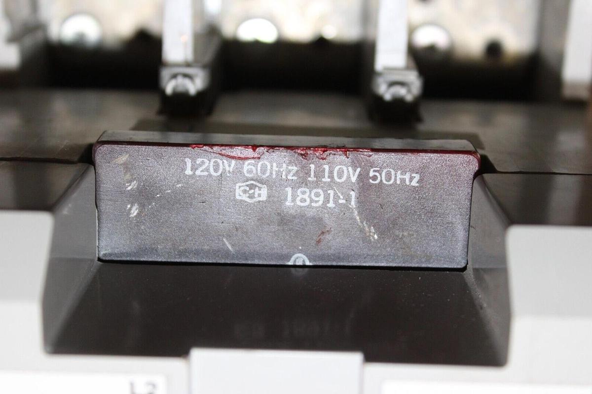 Used CUTLER HAMMER C25KNE3300 300 AMP 600 VAC 3-POLE 3-PHASE COIL: 120V