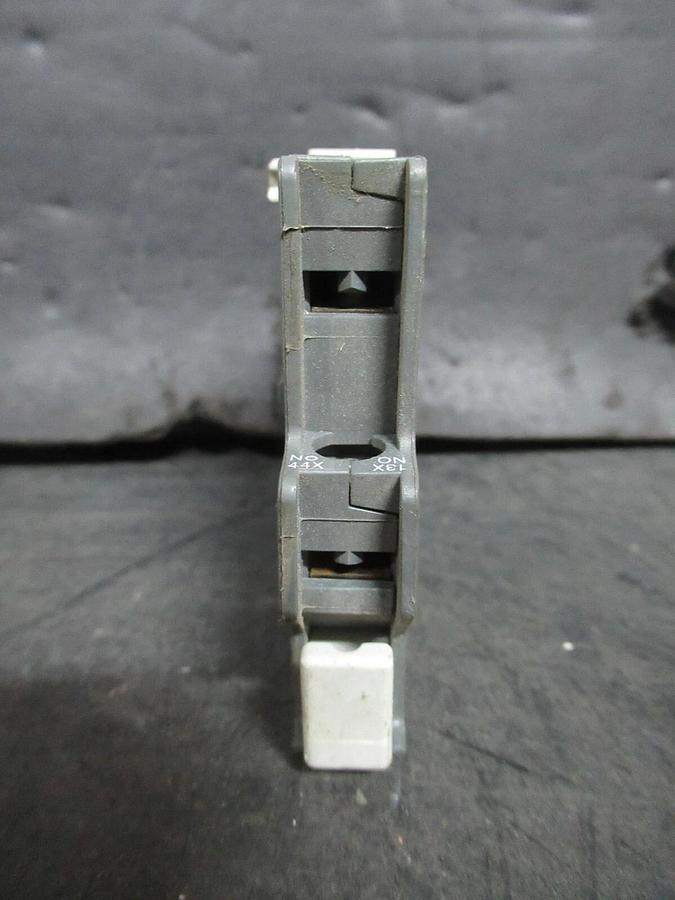 Used ABB MECHANICAL INTERLOCK / AUXILLIARY CONTACT CAL5-11 600 VOLT 16 AMP A600