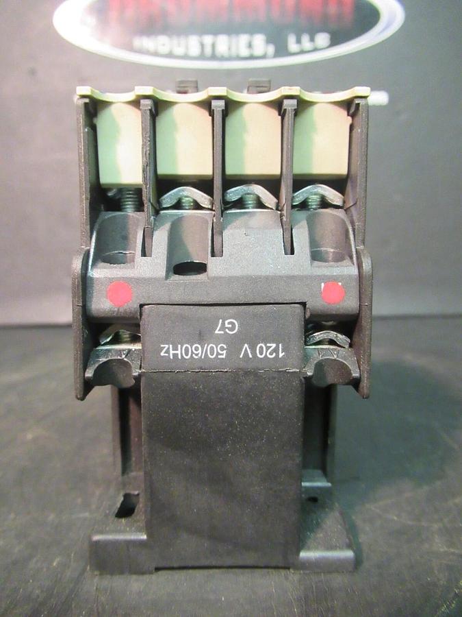 Used RAM CONTACTOR RI1D1840 RI1-D18-10 600 VAC 32 AMP 15 HP COIL: 120 VOLT