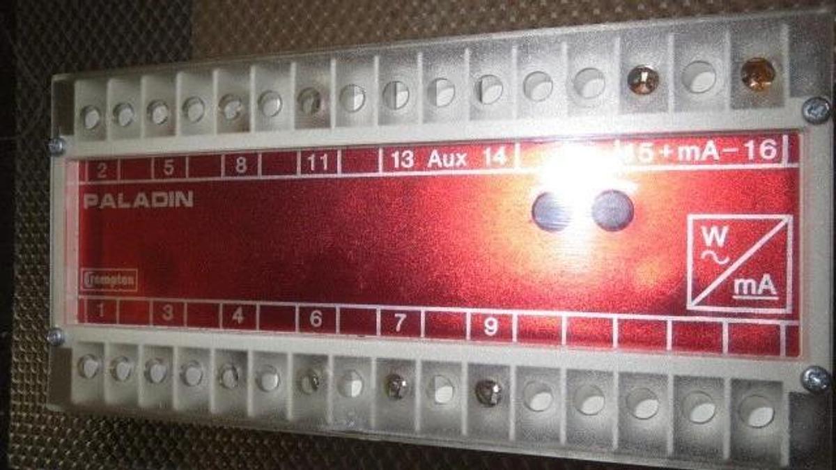 Used CROMPTON PALADIN TRANSDUCER INPUT RELAY MODULE 256-TWNU 120 VAC 256-TWNU-QQFA-C6