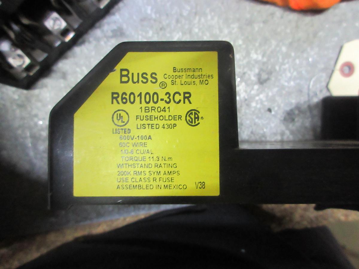 Used COOPER BUSSMAN POWER DISTRIBUTION LUG 16303-3 380 AMP 600 VOLT 3-POLE