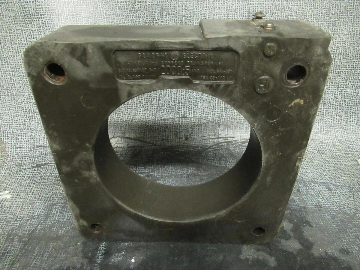 Used GENERAL ELECTRIC CURRENT TRANSFORMER 837X87 RATIO: 2000:5 A 50-400 HZ