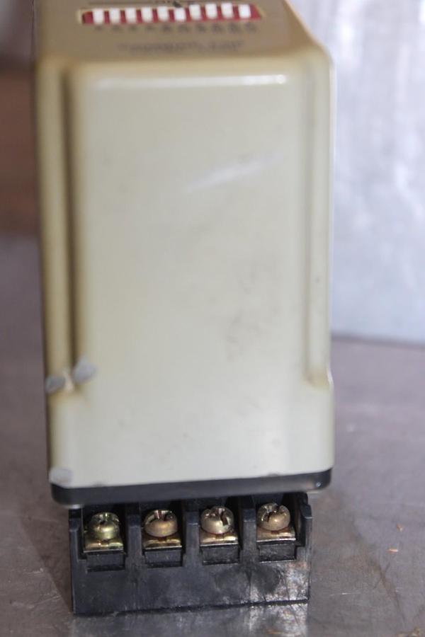Used TIME MARK SIGNALINE INTERVAL TIMER RELAY 362-120V-1SEC 10 AMP **WARRANTY**