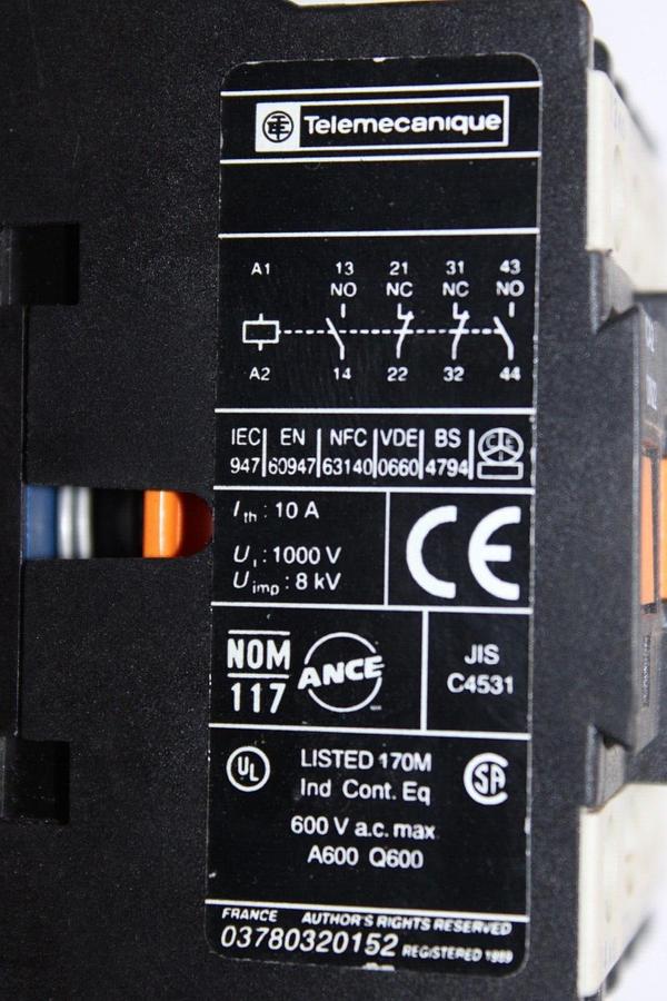 Used TELEMECANIQUE CONTACTOR CA2-DN22 600 VAC 10 AMP COIL: 120V **WARRANTY**