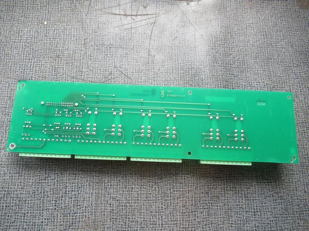 Used MERLIN GERIN CIRCUIT BOARD IBEZ 6739830 **WARRANTY INCLUDED**