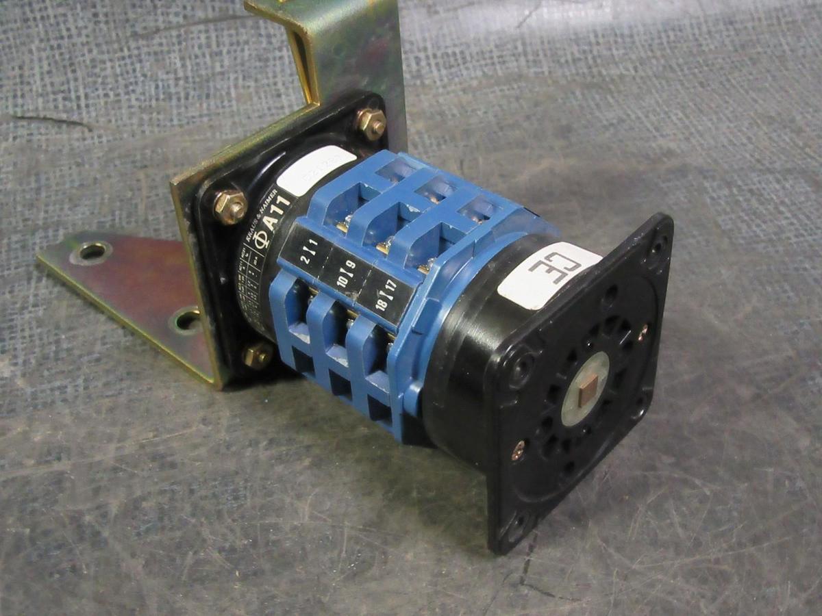 Used KRAUS / NAIMER DRUM SWITCH AND BRACKET 5HP 3PH 10A A11 C21287 **WARRANTY**