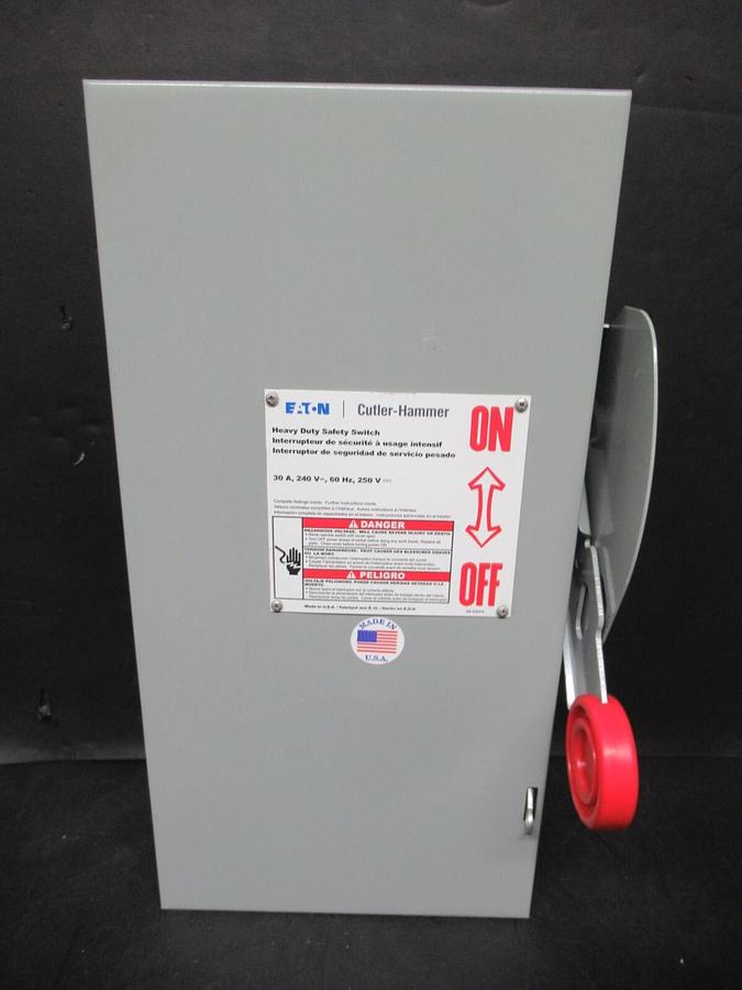 Used EATON HEAVY DUTY SAFETY DISCONNECT DH221FGK 240 VAC 30 AMP 7.5 HP 2-POLE