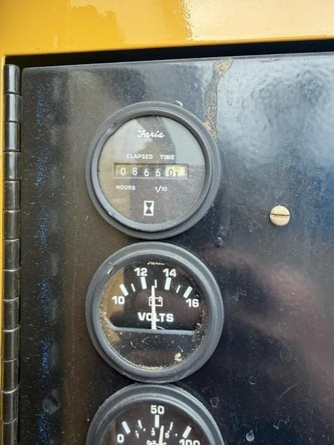 Used 30 KW DIESEL GENERATOR ELLIOTT 120/240V RE-CONNECTABLE SOUND ENCLOSED 866 HRS