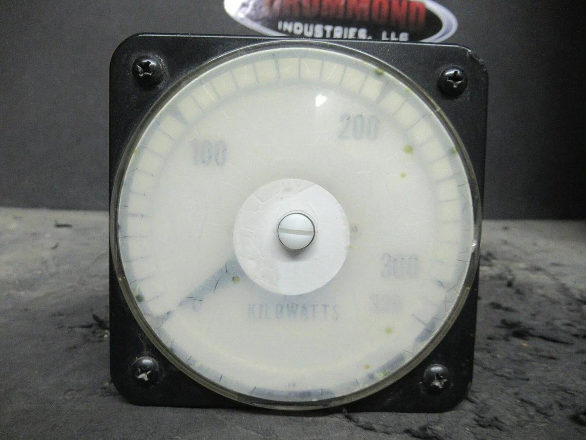 Used YOKOGAWA 103221ARBU7CLC KILOWATTS METER 103221 3 PH 3 WIRE 5 AMP 120 V 500.4 CW