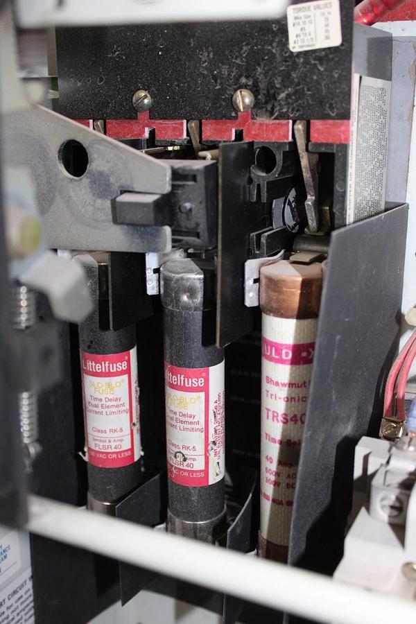 Used WESTINGHOUSE MCC MOTOR CONTROL BUCKET FREEDOM 2100 18" SIZE 2 CL75250