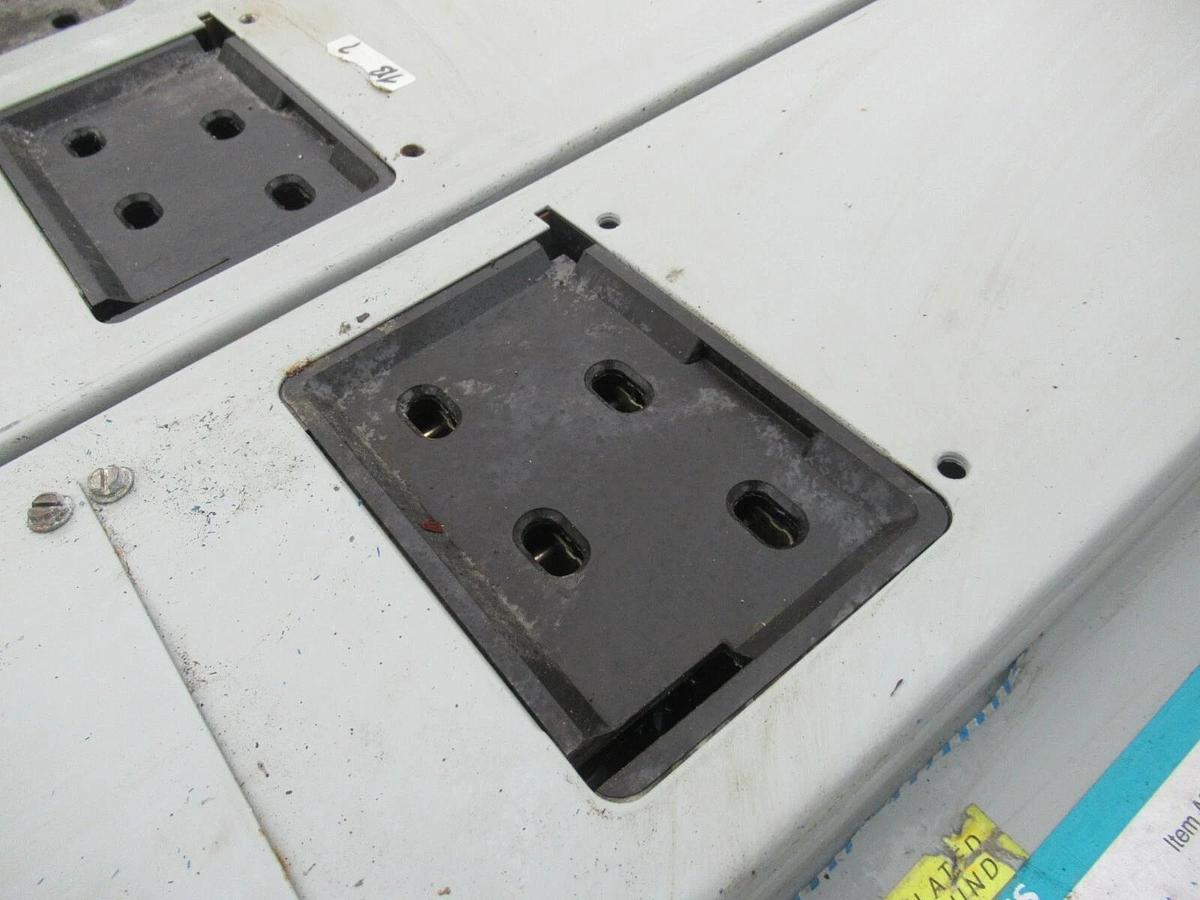 Used SIEMENS PLUG-IN XJ-L BUSWAY 100 A 277/480 VAC 3 PH 4 W NEUTRAL GROUND XC1004GIG