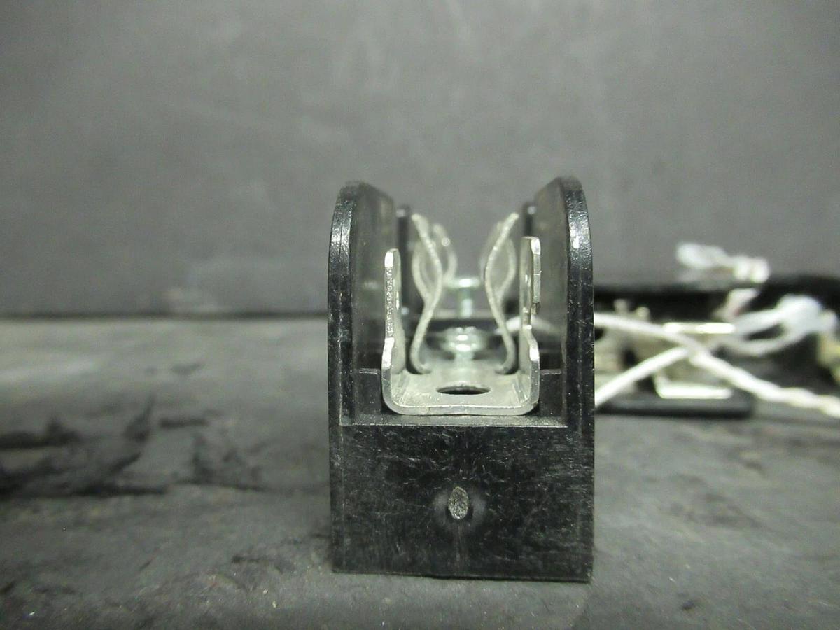 Used LOT OF 2 FERRAZ SHAWMUT FUSE HOLDER 30321 FOR 30 AMP 600 V FUSES