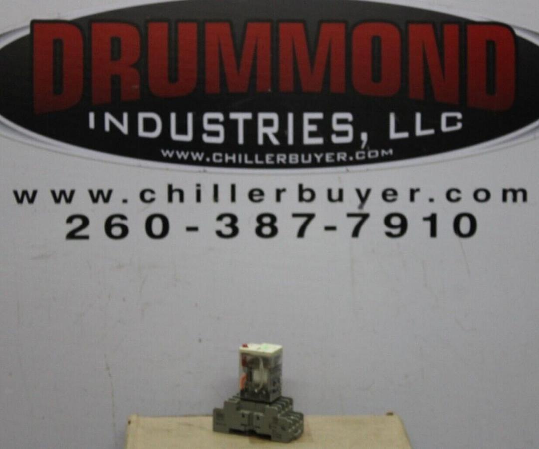 Used SCHNEIDER ELECTRIC RELAY RXM4AB1F7 120 VOLT 6 AMP **WARRANTY INCLUDED**