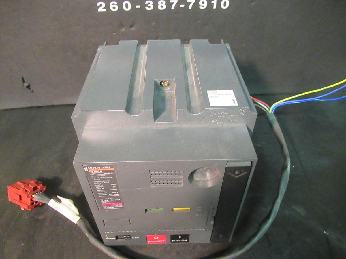 Used SCHNEIDER / SQUARE D / MERLIN GERIN NSJ400 H BREAKER OPERATING UNIT MECHANISM