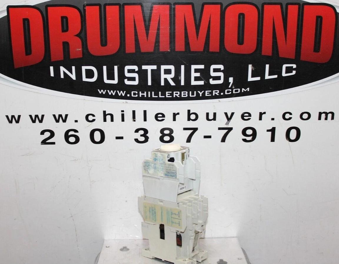 Used CUTLER HAMMER CONTACTOR D15CR31 10 AMP 600 VAC W/ C320TP2 TIME DELAY RELAY