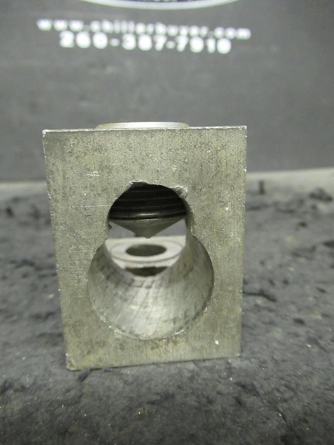 Used (6) QTY ILSCO D3096 1 (SINGLE) BARREL MECHANICAL CONNECTOR LUG TAP 600 MCM - 4