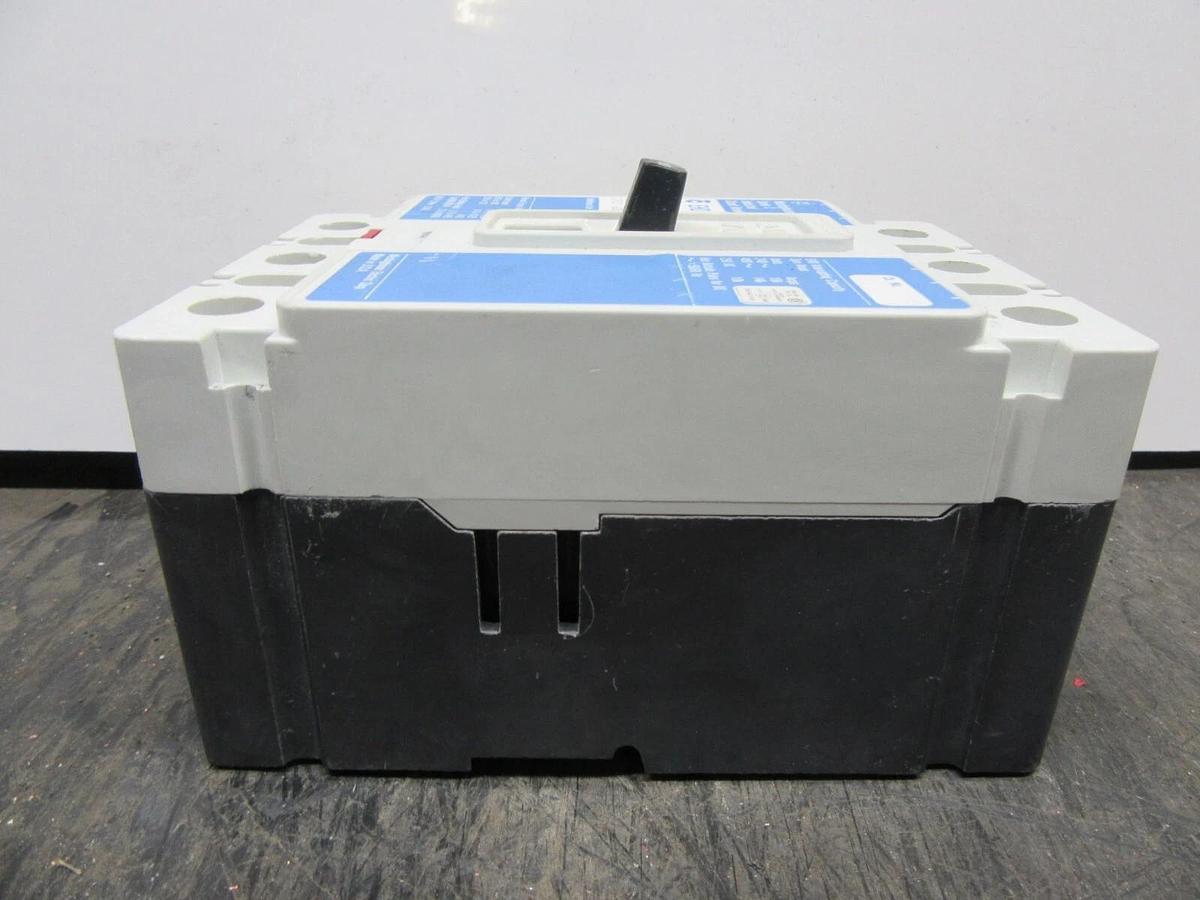Used CUTLER HAMMER CIRCUIT BREAKER EHD3100 100 AMP 3-POLE 480 VAC