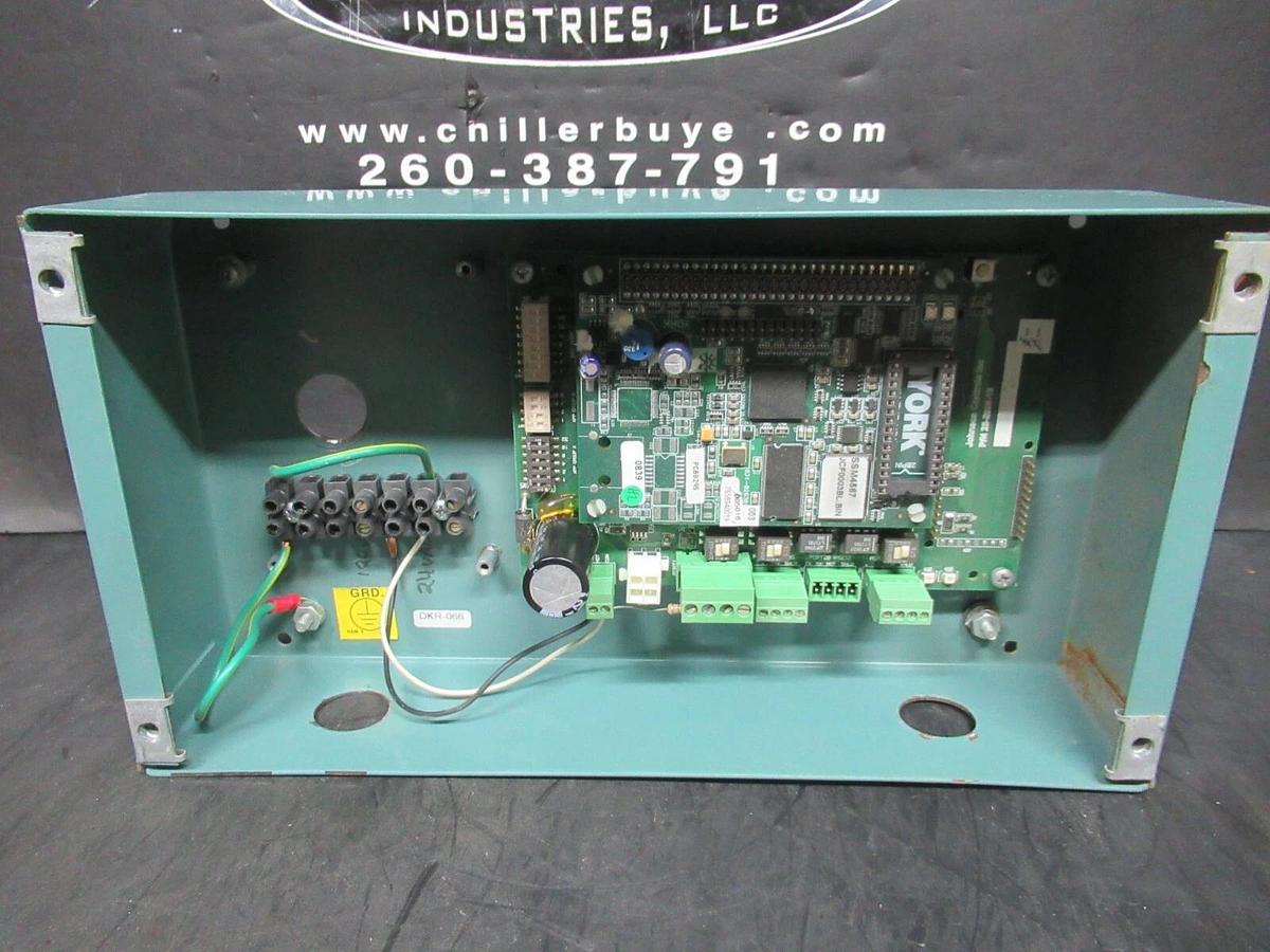Used YORK INTEGRATED SYSTEMS NEWTWORK II 371-02592 110 VOLT 20 VA BOARD: 25-2698-18