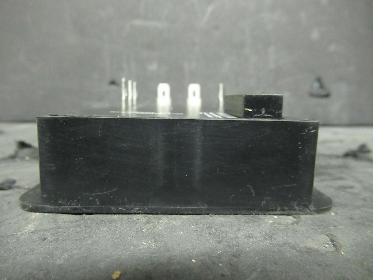 Used TRANE SSAC SOLID STATE TIMER Y2867 0.1-102.3 MINUTE DELAY 120 VAC 0.5 AMP