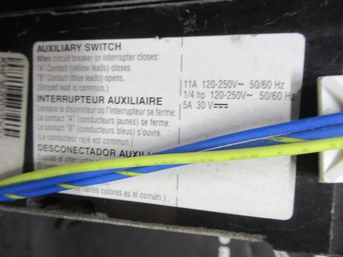 Used SQUARE D BREAKER KHF3620022DC2315 200 AMP 500 VDC W/ UNDERVOLTAGE TRIP AND AUX