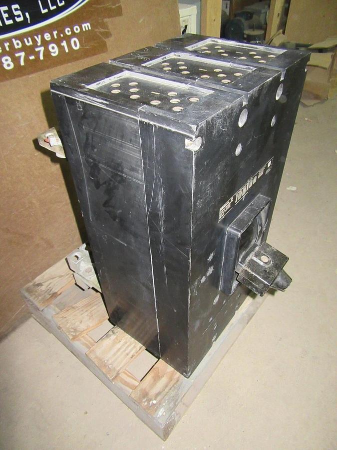 Used WESTINGHOUSE PB 2500 AMP FRAME CIRCUIT BREAKER PB32500F 3 POLE PB32500F 600 VAC