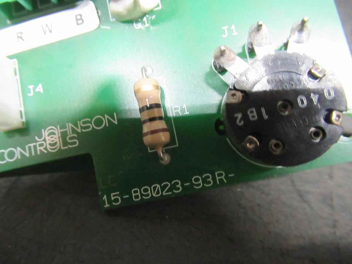 Used JOHNSON CONTROLS CIRCUIT BOARD 15-89023-93R 14-88278-63R1 **WARRANTY**