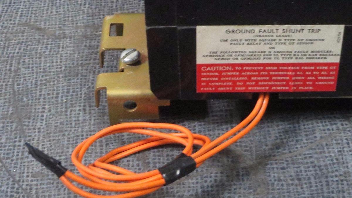 Used SQUARE D I-LINE BREAKER KH36225G 225 AMP 600 V 3 POLE W/ GROUND FAULT SHUNT