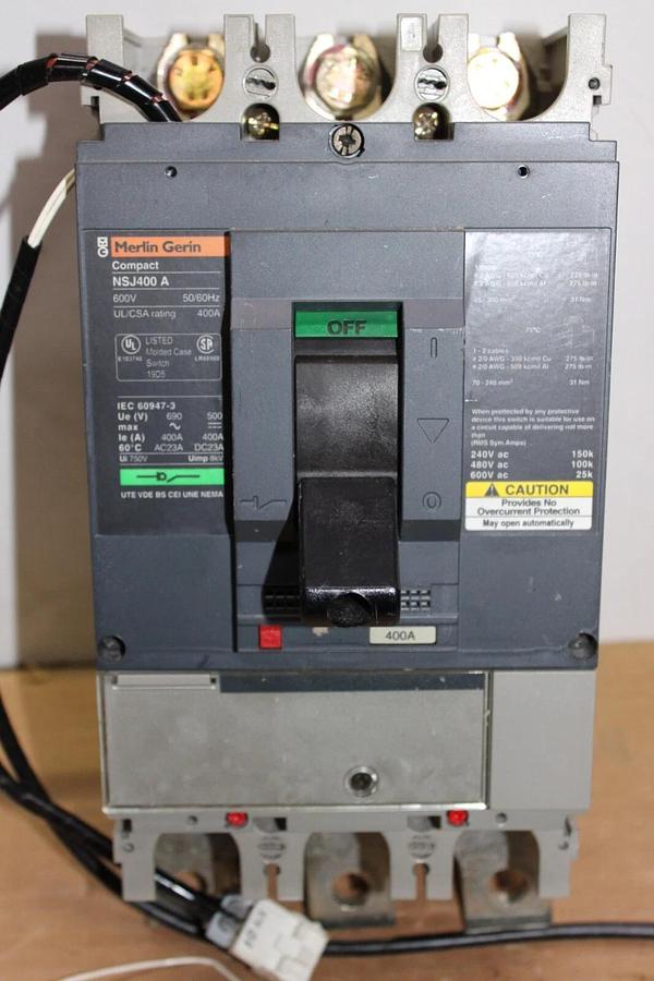 Used MERLIN GERIN COMPACT MOLDED CASE SWITCH NSJ400 400 AMP 690 VOLT 3-POLE