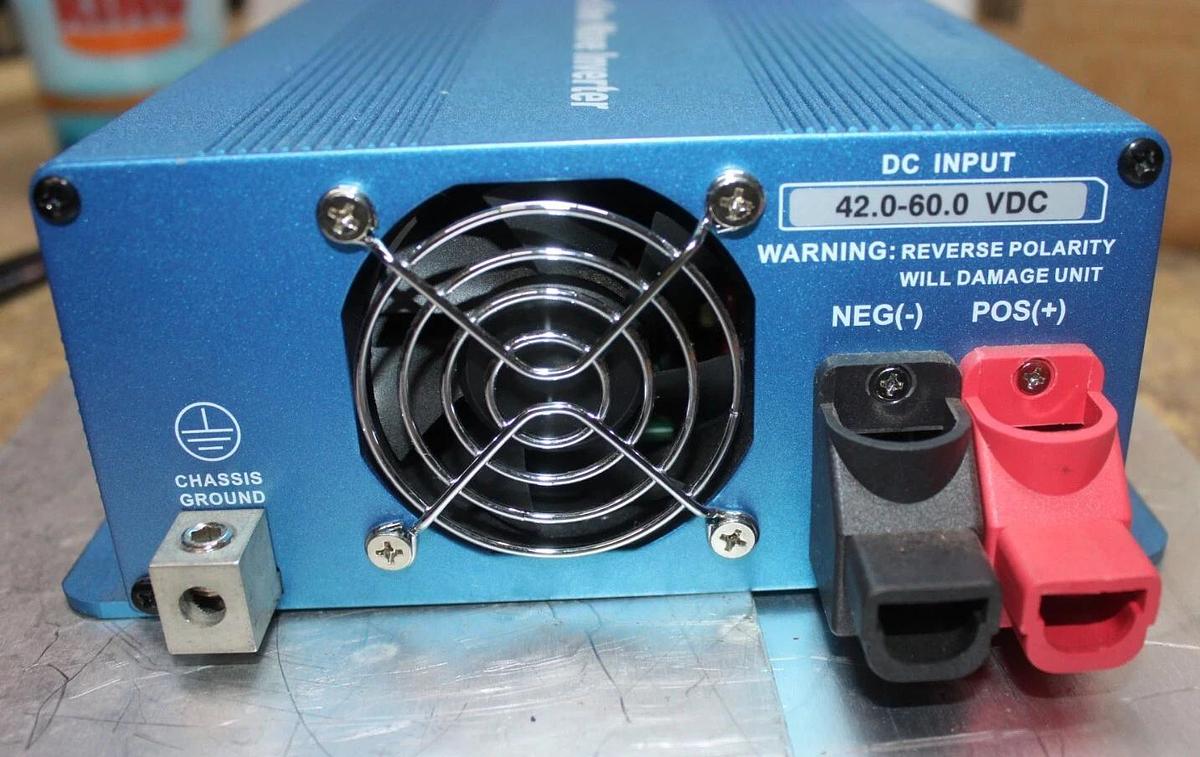 Used BEHLMAN PURE SINE WAVE INVERTER S600-148 INPUT: 48 VDC OUTPUT: 110 VAC 600W