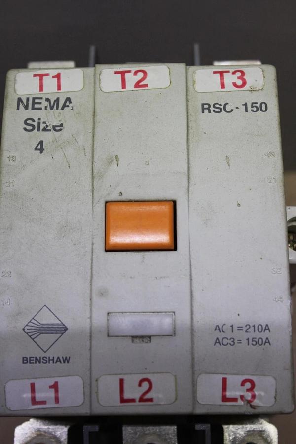 Used BENSHAW CONTACTOR RSC-150 NEMA 4 210 AMP 600 VAC 3-POLE COIL: 100-240 VAC