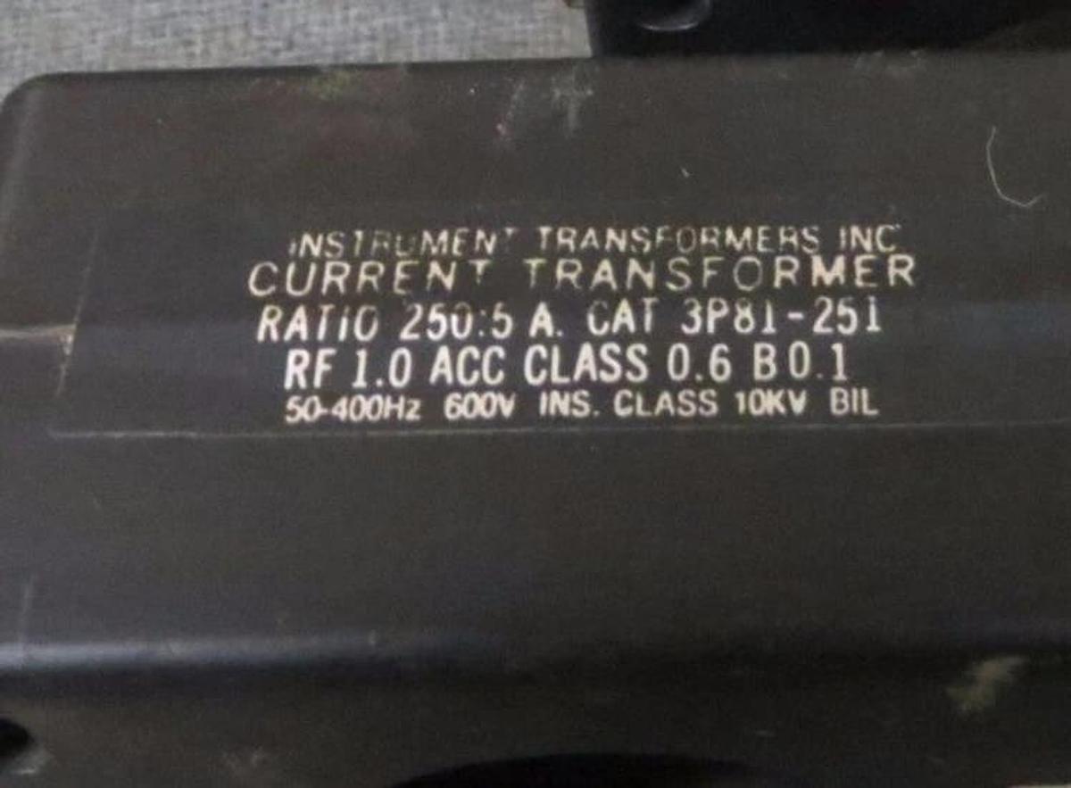 Used CUTLER HAMMER CURRENT TRANSFORMER (1) 250:5A 50-400 Hz # 2092A37H04 # 3P81-251