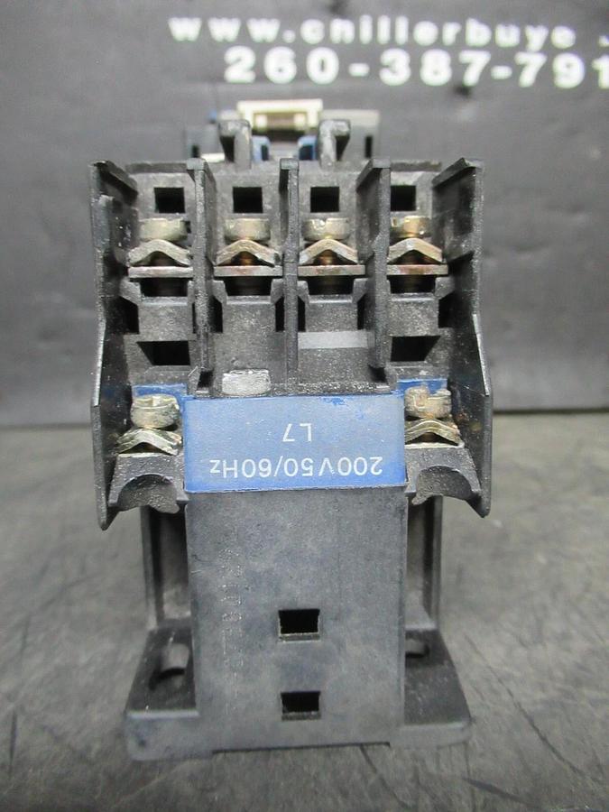 Used TELEMECANIQUE STARTER LC1D1206 W/ OVERLOAD RELAY LR2-D1312 25 AMP 600 VAC 10 HP