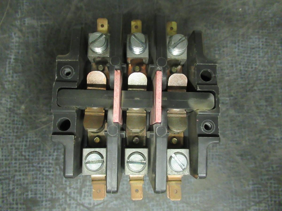 Used FURNAS DEFINITE PURPOSE CONTROLLER 42DE35AF262GT 600V 63A 110V/120V COIL SER C
